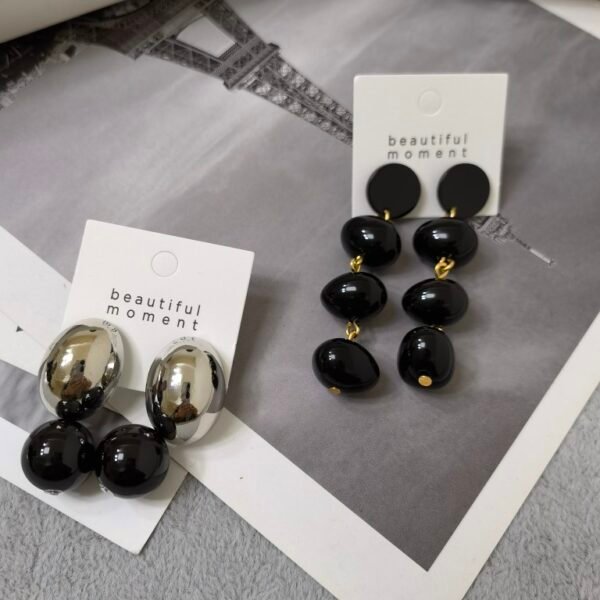 Fashion Black Premium Sense Stud Earrings Earrings 3