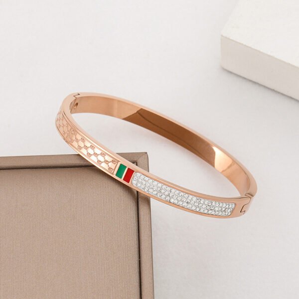 Fashion Gold Disc Love Letter Bracelet For Women Simple And Versatile Bracelets 6