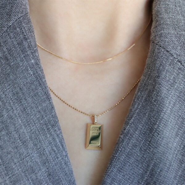 Au750 Gold Gold Bar Natural Diamond Pendant Necklace Necklaces 4