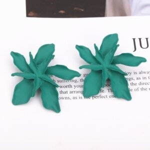Retro Exaggerated Metal Flower Earrings Christmas