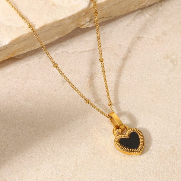 New Titanium Steel 18K Gold Double-sided Love Heart-shaped Small Lock Pendant Necklace Necklaces 3