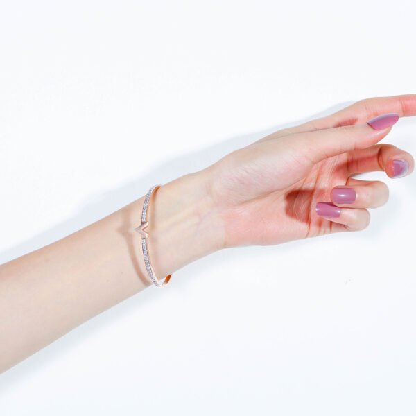 Women’s titanium letter V rose gold diamond bracelet Bracelets 4