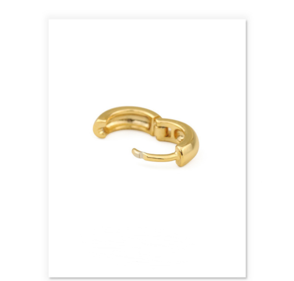 8K Gold Minimalist Earrings Earrings 5