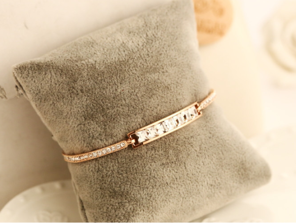 Diamond Crystal Bracelet Inlaid with Diamond Plated Gold Bracelet Bracelets 9