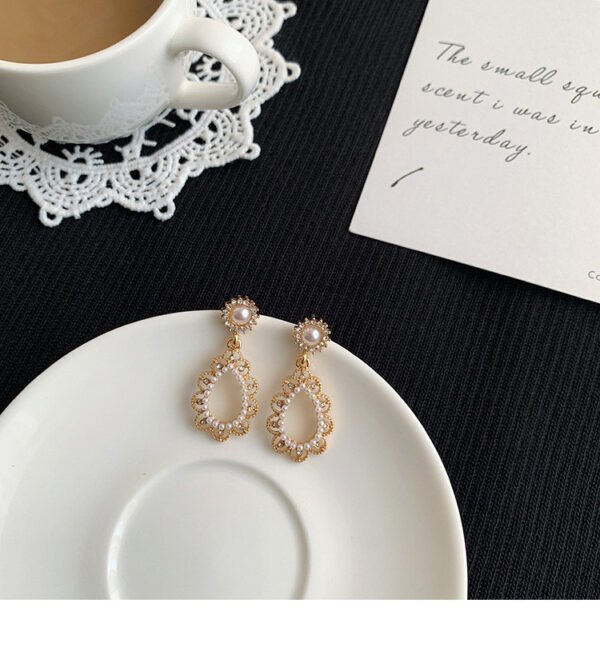 Hollow Water Drop Earrings with Pearl and Diamonds Earrings 8