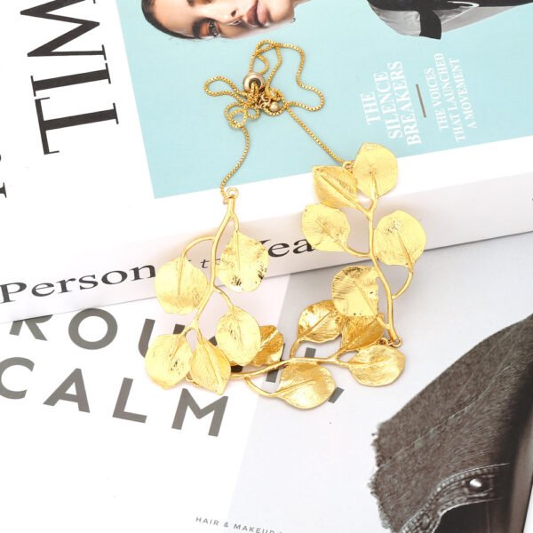 Women’s Fashion Vintage Gold Alloy Leaf Necklace Necklaces 3