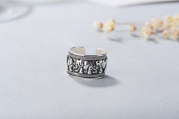 Women’s Wide Face Elephant Vintage Ring Rings 5