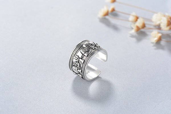 Women’s Wide Face Elephant Vintage Ring Rings 3