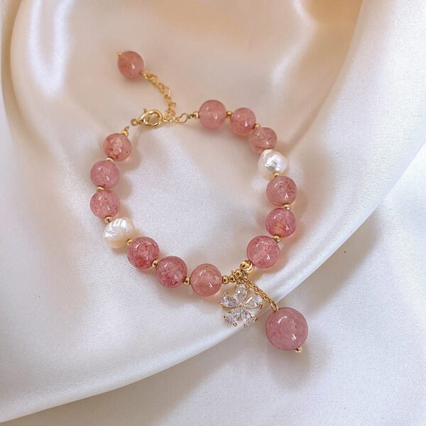 Recruiting Peach Blossom Natural Strawberry Crystal Bracelet INS18K Gold Electroplating Korean Girlfriends Flower Transfer Pearl Bracelet Bracelets 5