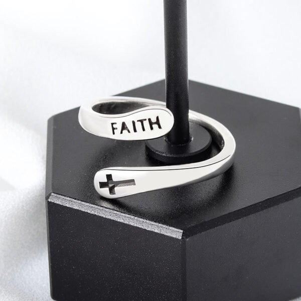 Women’s Copper Faith Ring Rings 5