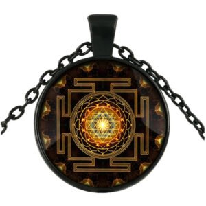 Sacred Sri Lanka Yantra Time Gem Pendant Necklace Necklaces