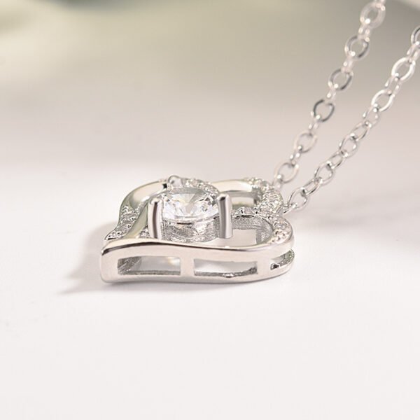 White Gold Double Heart Pendant Necklace Clavicle Pendant Diamond Heart Necklace Necklaces 6