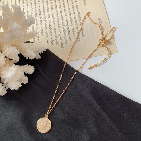 Multiple Abstract Face Metal Choker Necklace For Women Gold Color Chain Round Coin Geometric Pendant Necklace Party Jewelry Necklaces 5