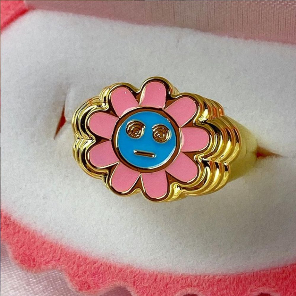 Brass Gold-plated Color-preserving Cute Smiley Ring Rings 6 Brass Gold-plated Color-preserving Cute Smiley Ring Rings 6