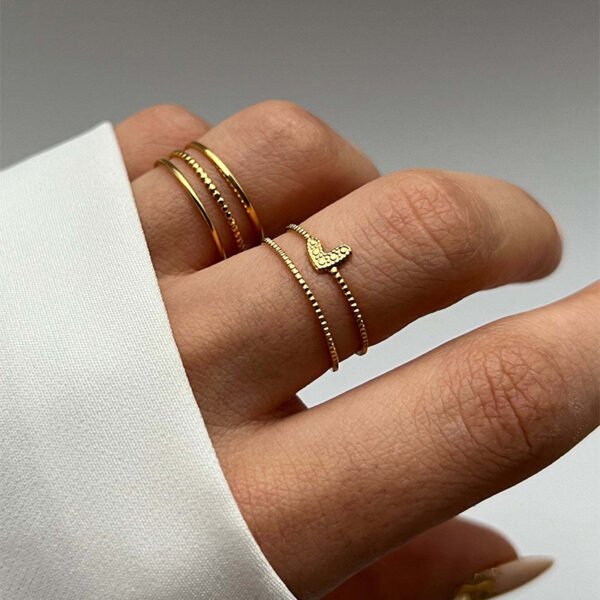 Love Heart-shaped Ring Fine Circle Stainless Steel 18K Gold Women’s Simple Hand Jewelry Rings 4