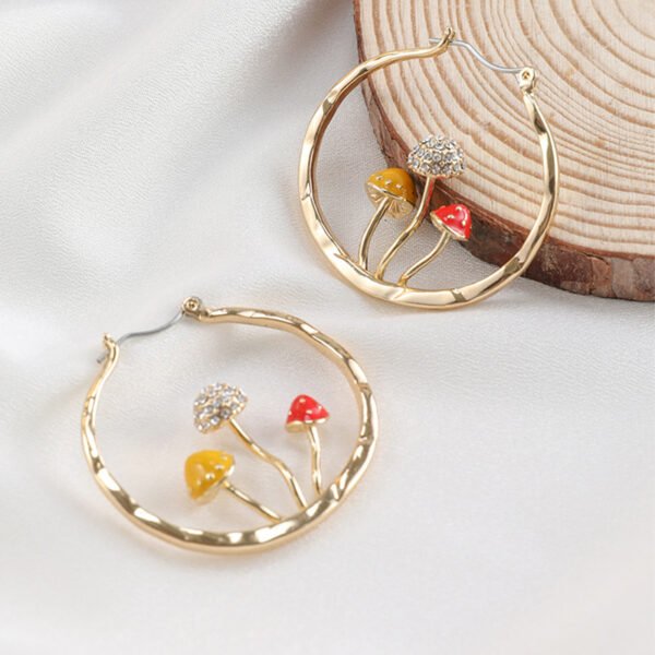Unique Earring for Women Cute Three Mushroom Shape Sweet Gold Color Drop Earrings New Design Trendy Ear Jewelry Earrings 7