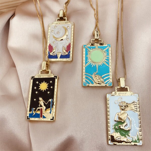 Copper Plated Fashion Retro Oil Painting Pendant Necklace Necklaces 4
