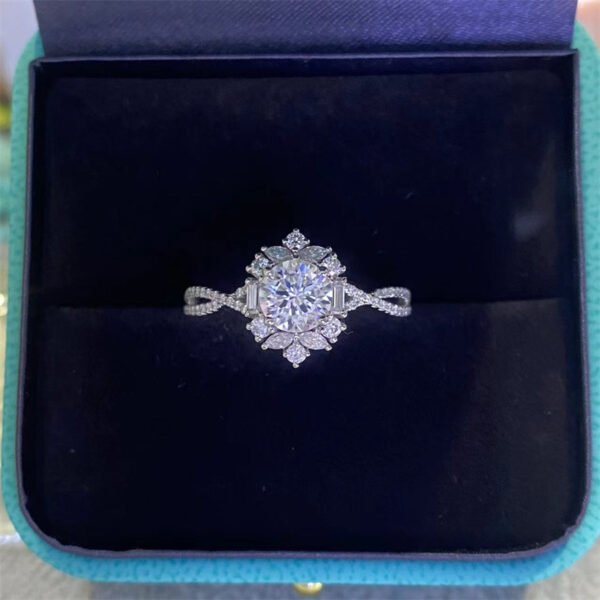Moissanite Ring For Women 2 Carat D Color White Gold Diamond Rings 4