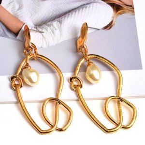Golden Metal Irregular Earrings Pearl Earrings