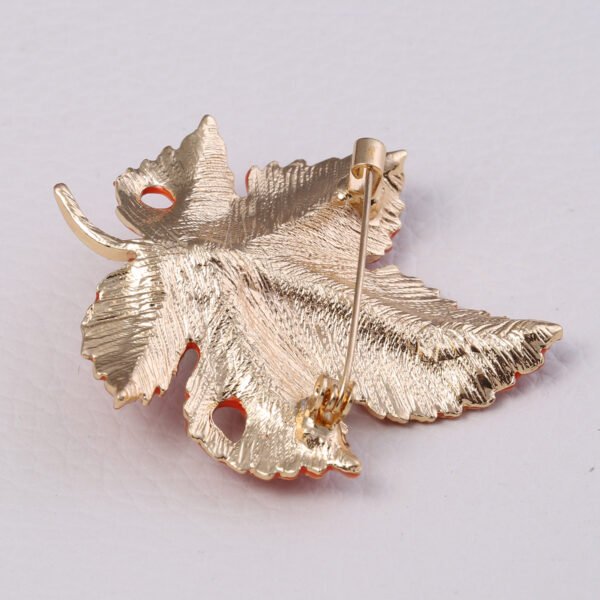 Maple Leaf Brooch Accessories 7