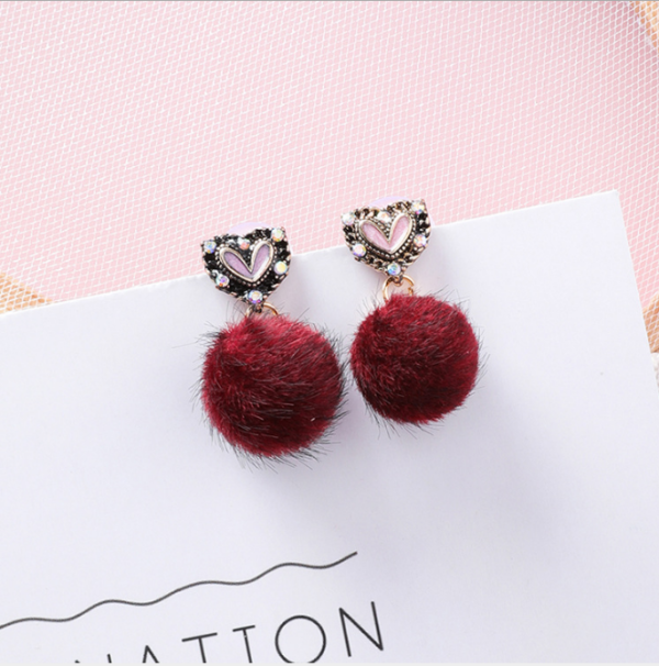 Winter new sweet temperament cute heart-shaped hair ball earrings personalized diamond love earrings earrings 925 silver needle Earrings 6