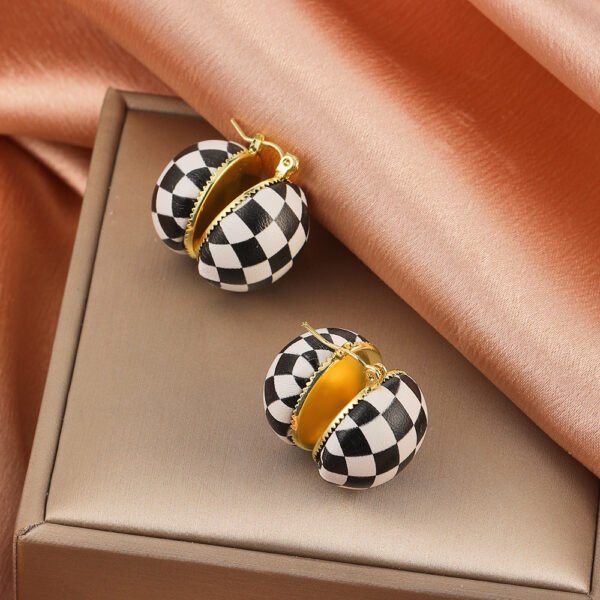 Vintage French Leather Black And White Round Earrings Earrings 6