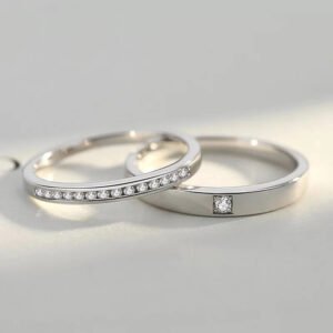Couple Ring A Pair Of Men And Women With Diamonds Rings Couple Ring A Pair Of Men And Women With Diamonds Rings