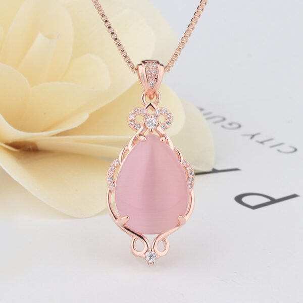 Natural powder crystal hibiscus stone pendant rose gold clavicle chain Accessories 7