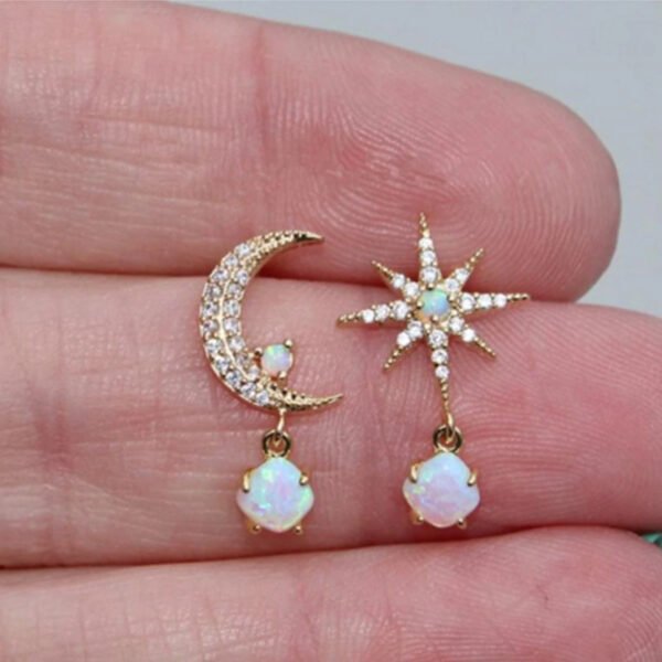 Fashion Women’s Asymmetric Moon Star Earrings Earrings 7