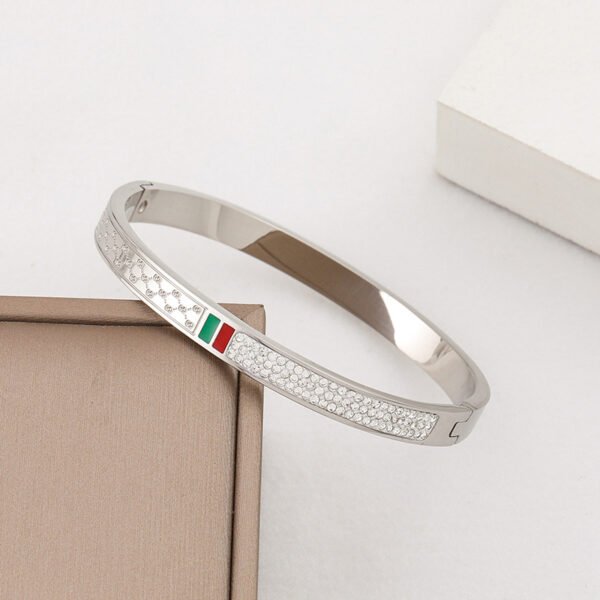 Fashion Gold Disc Love Letter Bracelet For Women Simple And Versatile Bracelets 8
