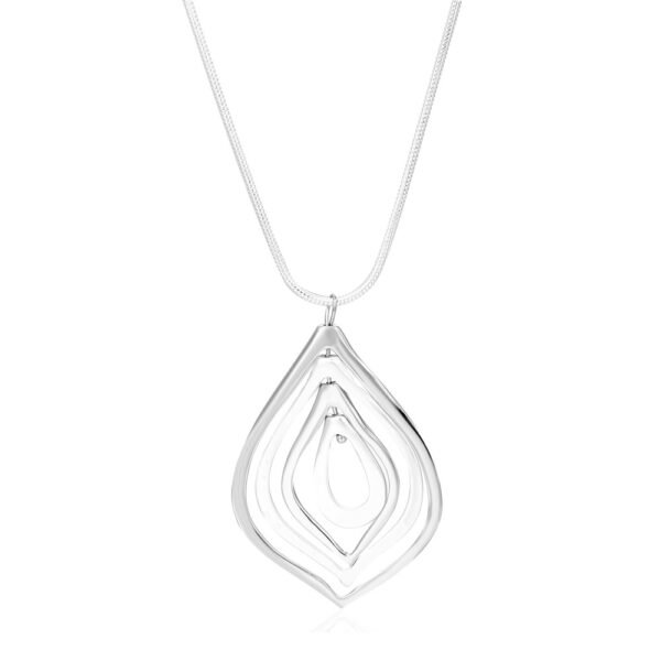 Retro Simple Metal Circle Pendant Necklace Creative Necklaces 4