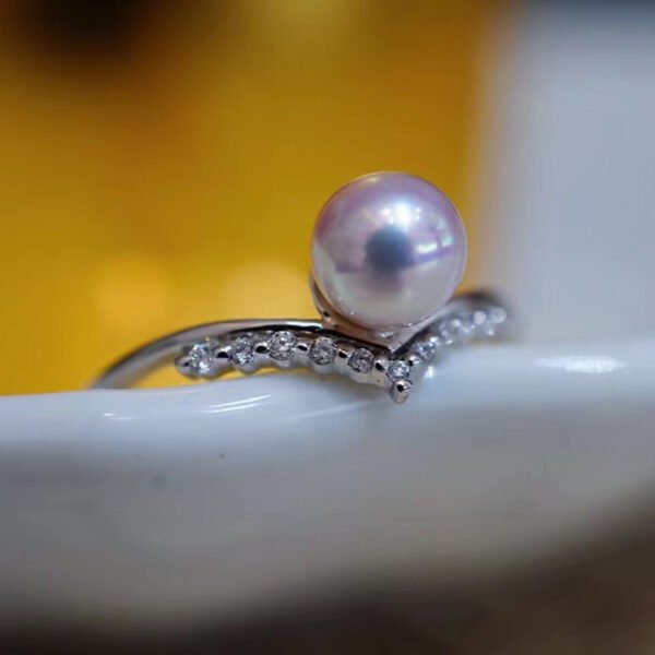 Women’s 18k Gold And Diamond V-shaped Fashion Simple Ring Rings 9