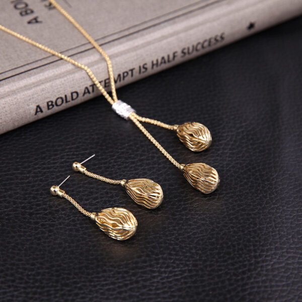 Austrian Crystal Cutout Texture Drop Pendant Earrings 7