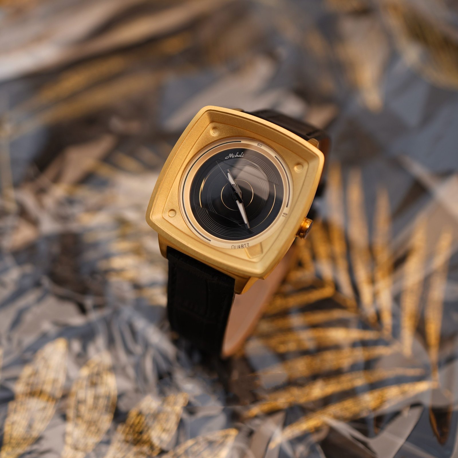 Retro Niche Senior Sense Vintage Style Gold Large Dial Ladies Watch watches 5 Retro Niche Senior Sense Vintage Style Gold Large Dial Ladies Watch watches 5