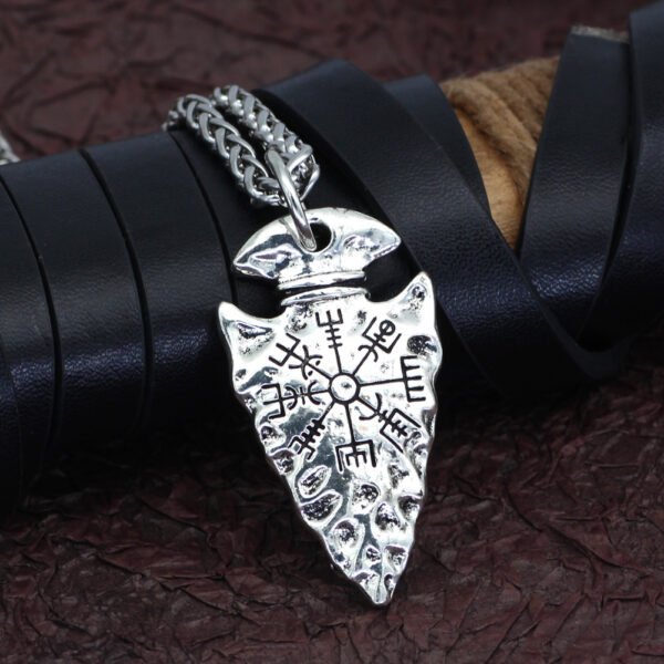 Fashion Simple Alloy Compass Pendant Necklace Necklaces 4