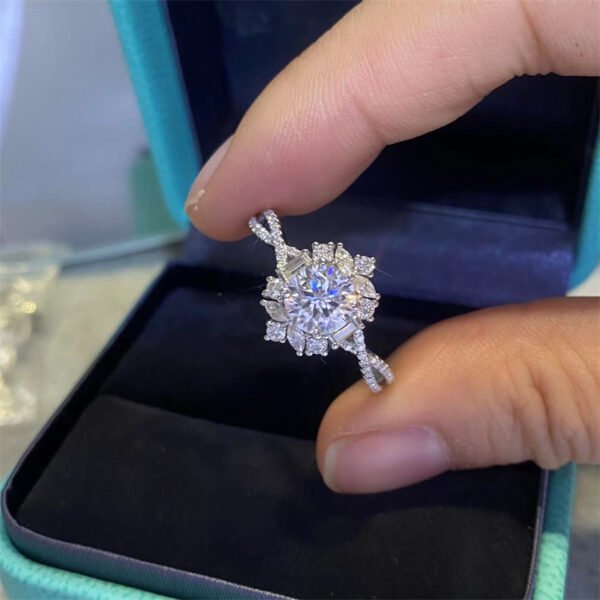 Moissanite Ring For Women 2 Carat D Color White Gold Diamond Rings 3