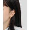 Niche Retro Distressed Female Ear Buckle Accessories 9