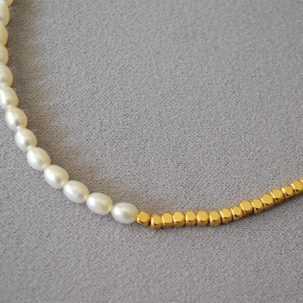 Women’s Glittering Gold Beaded Necklace Rings 6