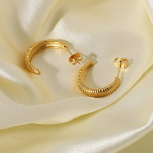 18K Gold-plated Croissant Earrings Stainless Steel Thin C-shaped Hoop Earrings Female Jewelry Earrings