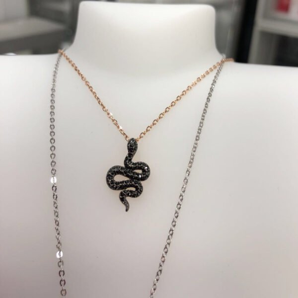 Lovely Twisted Snake-shaped Clavicle Chain Pendant Accessories 10