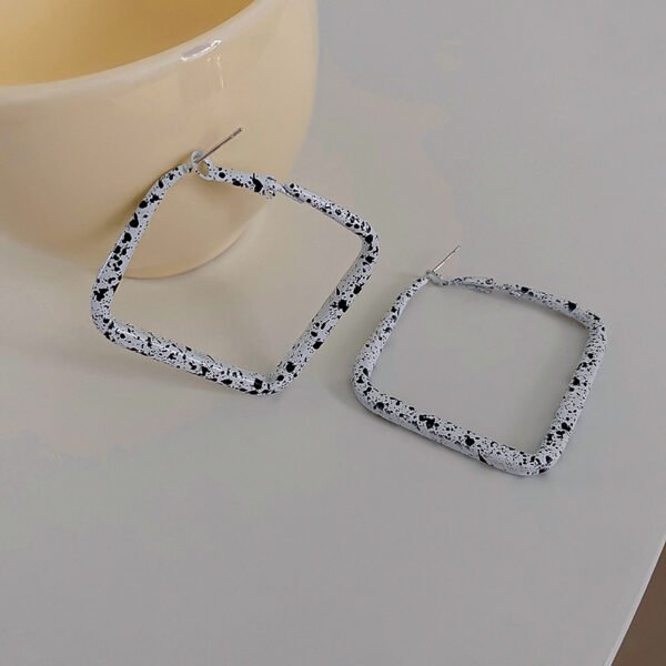 925 Silver Needle Atmospheric Geometry Cow Dot Earrings Earrings 8