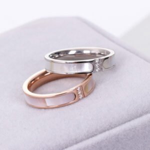 Fashion three diamond inlaid shell ring Rings