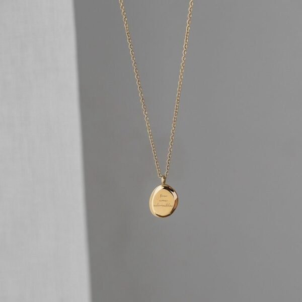 Titanium Steel Oval Gold Letter Necklace Female Clavicle Chain Necklaces 4