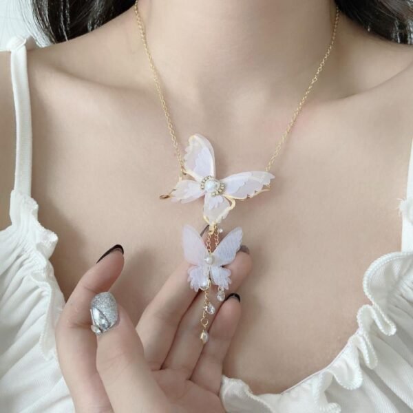 Fashionable Personality Pearl Diamond Lace Butterfly Necklace Necklaces 4