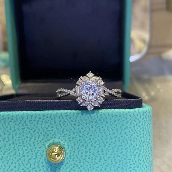 Moissanite Ring For Women 2 Carat D Color White Gold Diamond Rings 8