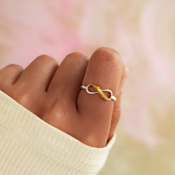 Two-Tone Gold Feather Ring With Rhinestones Rings 7