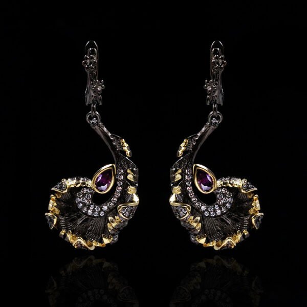 Black And Gold Two-tone Earrings Earrings 3