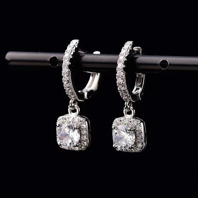 18k White Gold Stud Earrings 50 Minutes Ears Earrings 2