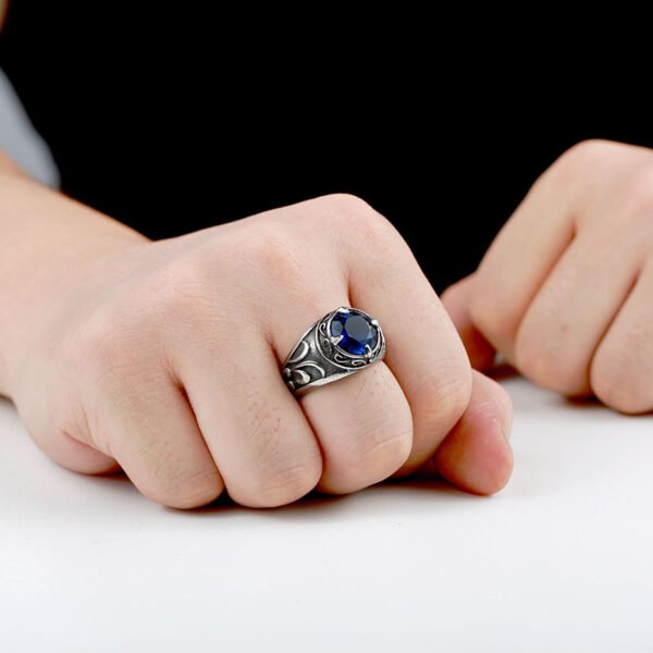 Vintage Hand Jewelry Stainless Steel Inlaid Sapphire Carved Men’s Ring Personalized Titanium Steel Ring Rings 3