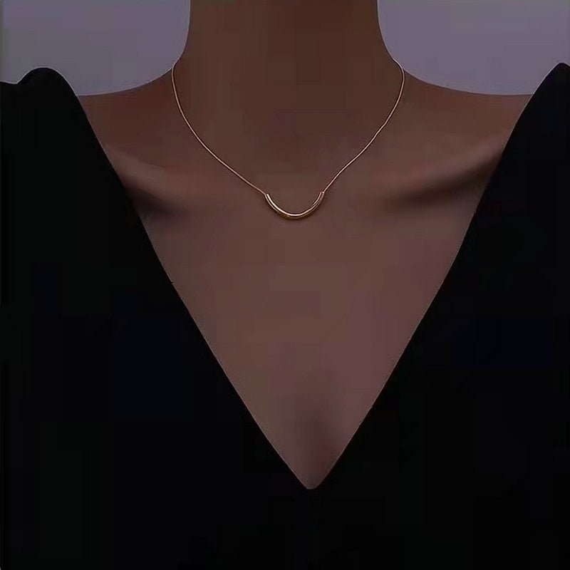 Vintage Stainless Steel Necklace Gold-plated Jewelry Clavicle Chain Necklaces 2